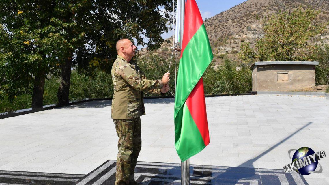İlham Əliyev Laçın şəhərində Azərbaycan Bayrağını ucaldıb
