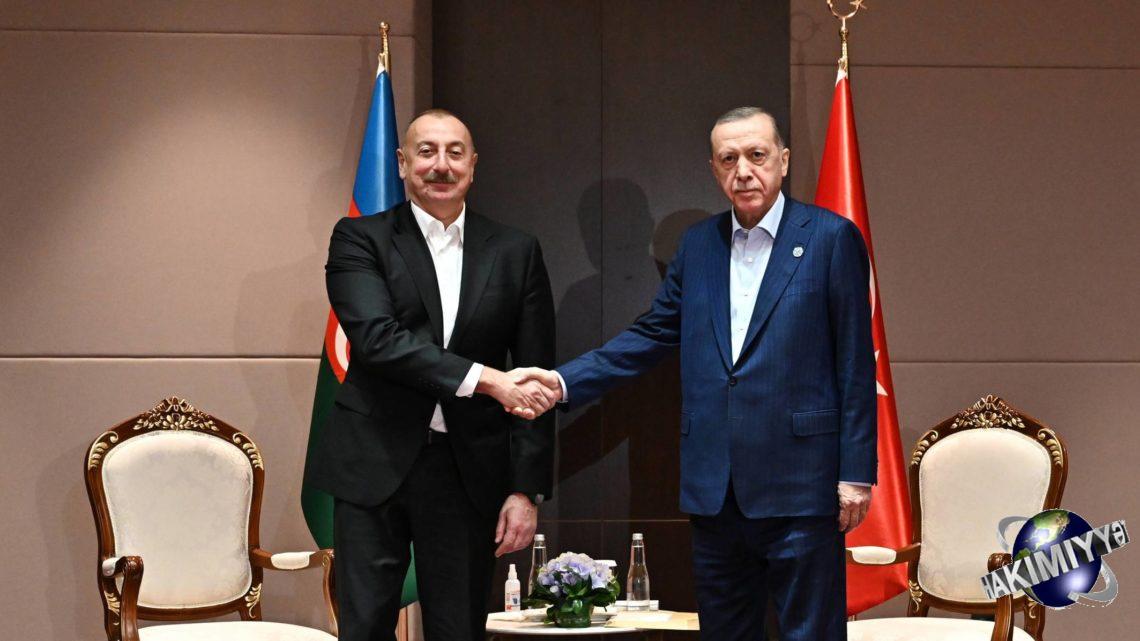 Prezident İlham Əliyev Səmərqənddə Türkiyə Prezidenti Rəcəb Tayyib Ərdoğanla görüşüb