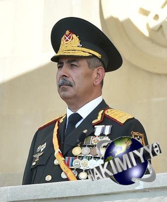 Azərbaycan Respublikası müdafiə nazirinin 31 Dekabr – Dünya Azərbaycanlılarının Həmrəyliyi Günü və Yeni il bayramı münasibətilə Azərbaycan Ordusunun şəxsi heyətinə təbriki