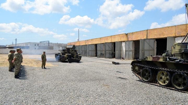 Zirehli tank xidməti rəisləri ilə toplantı keçirilib