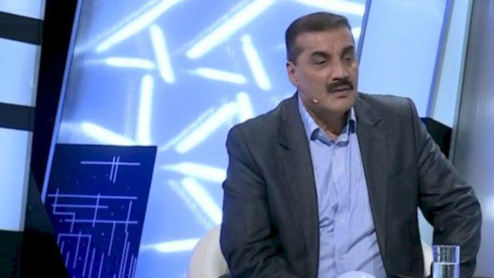 Qorxmaz Əlilicanzadə: “Azərbaycan bayrağında ay-ulduz niyə tərsinə olmalıdır?”
