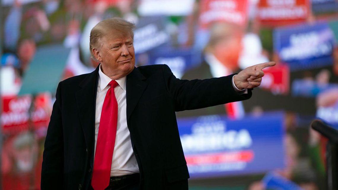 Трамп считает, что администрация Байдена поступает с ним как в “сталинской России”