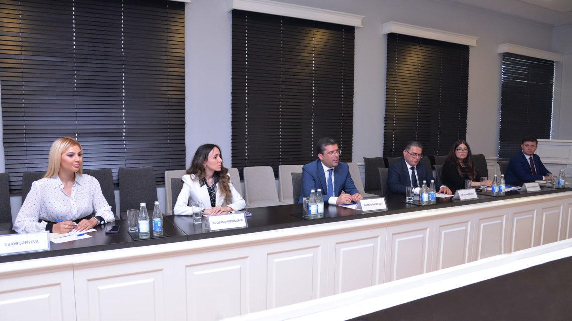 Media savadlılığının artırılması ilə bağlı görüş keçirilib