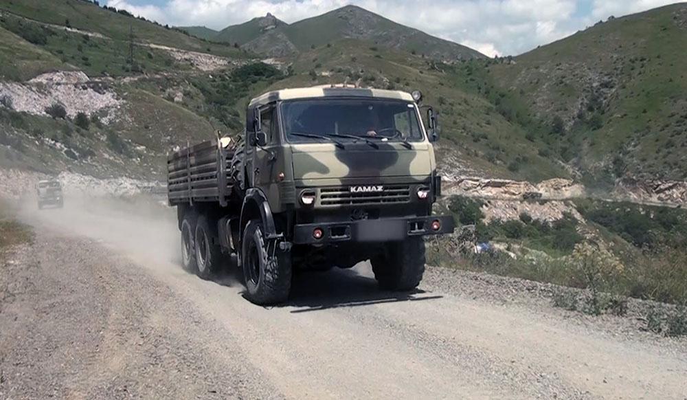 Hərbi hissələrin hərtərəfli təminatına xüsusi diqqət yetirilir