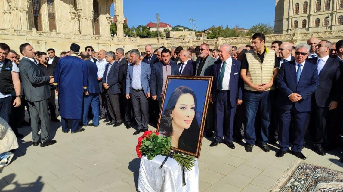 Millət vəkili Qənirə Paşayeva ilə vida mərasimi başa çatıb