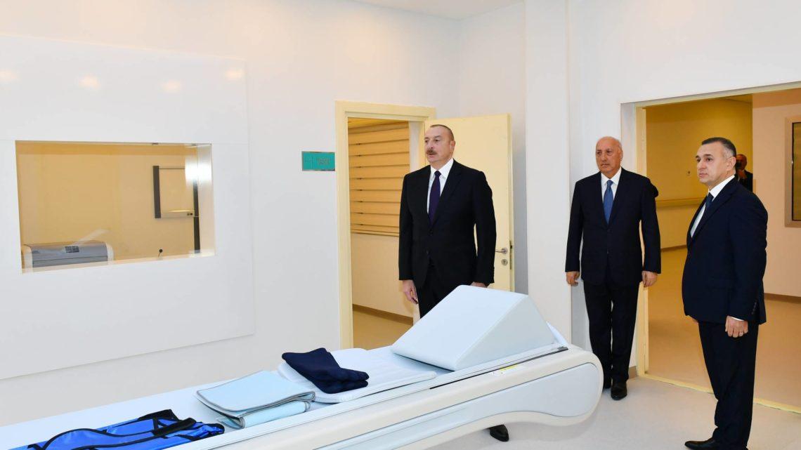 Prezident İlham Əliyev 2 saylı Sumqayıt Şəhər Xəstəxanasının yeni binasının açılışında iştirak edib