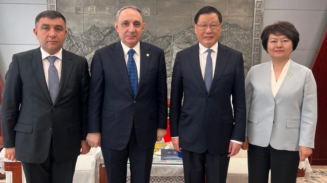 Kamran Əliyev Çinin Baş prokuroru ilə görüşüb