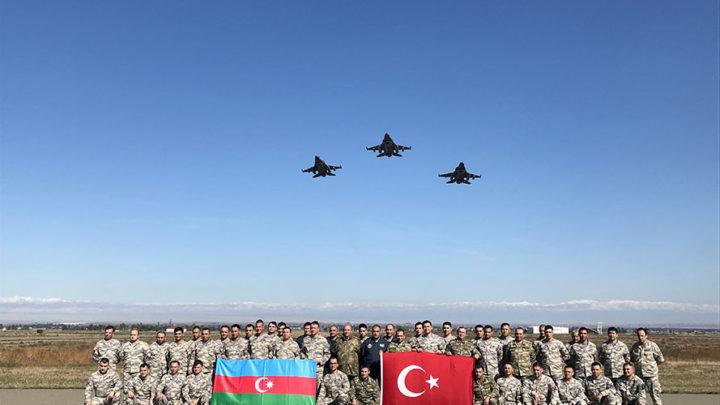 “Mustafa Kamal Atatürk – 2023” təlimində iştirak edəcək Türkiyə HHQ-nin F-16 təyyarələri Azərbaycana gəlib