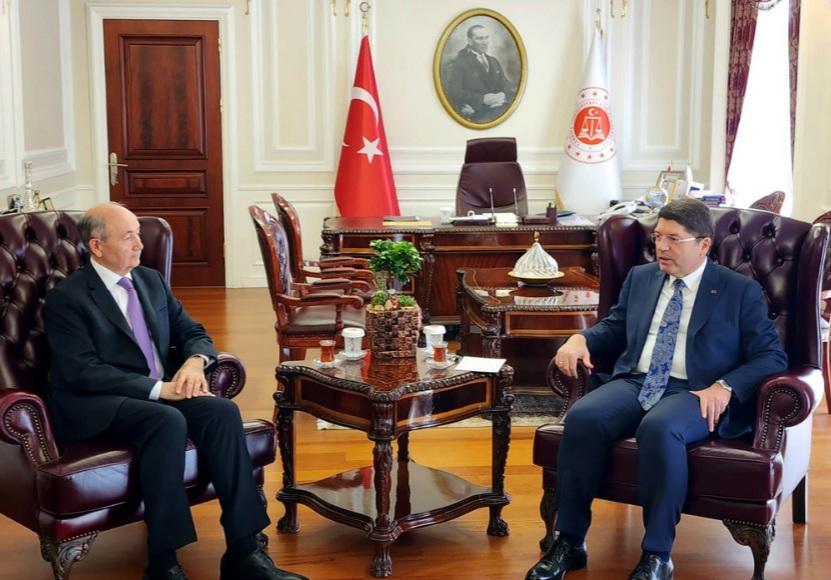 Ədliyyə naziri türk dövlətlərin həmkarları ilə görüşüb