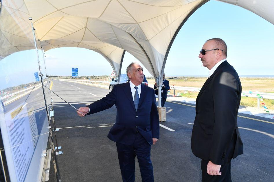 Prezident İlham Əliyev Bakı-Quba-Rusiya Federasiyası ilə dövlət sərhədi ödənişli yeni avtomobil yolunun açılışında iştirak edib