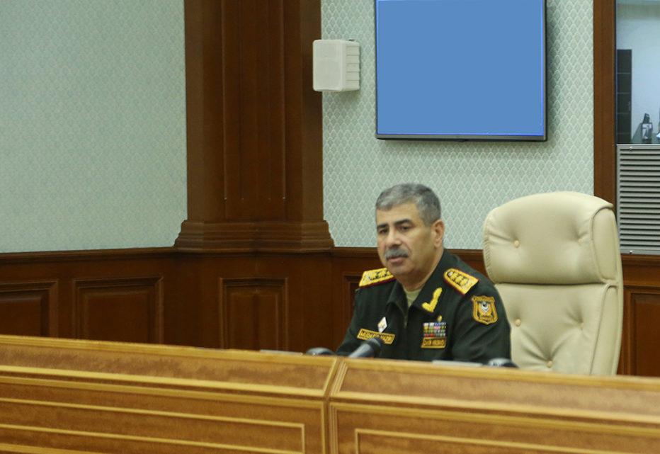 Müdafiə naziri: “Azərbaycan Ordusunun daha da gücləndirilməsi ölkəmizin prioritet məsələlərindən biri olan təhlükəsizliyin təmin edilməsində vacib amillərdən biridir”