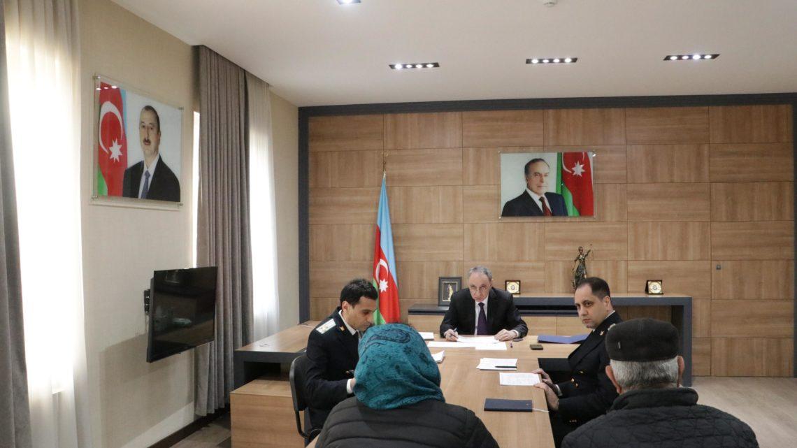 Baş prokuror paytaxtın Qaradağ rayonunda vətəndaşları qəbul edib