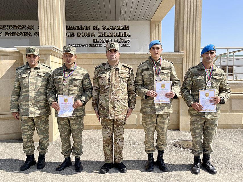 Quru Qoşunlarında hərbiləşdirilmiş kros birinciliyi keçirilib