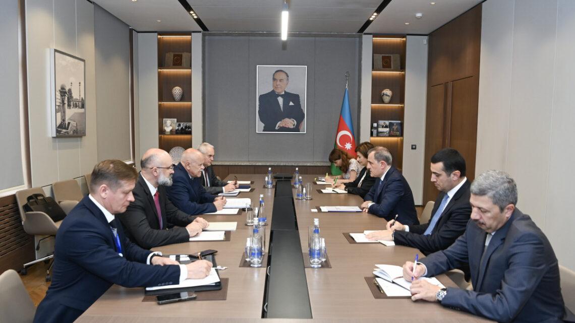 Ceyhun Bayramov Leonid Anfimovla Azərbaycanla MDB arasında əməkdaşlığı müzakirə edib