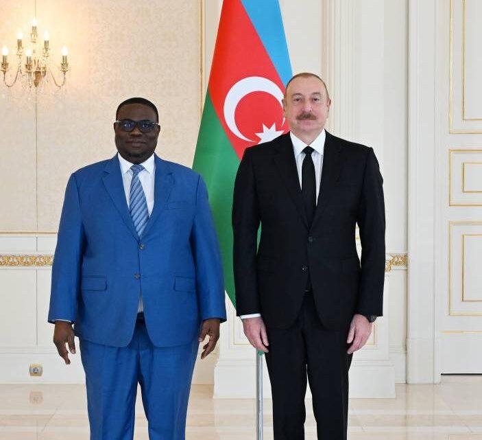 Prezident İlham Əliyev Benin Respublikasının yeni təyin olunmuş səfirinin etimadnaməsini qəbul edib