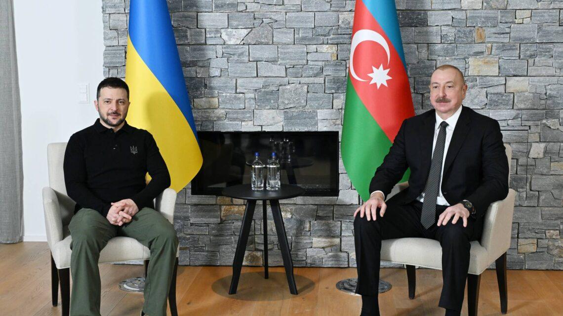 Prezident İlham Əliyev Davosda Ukrayna Prezidenti ilə görüşüb