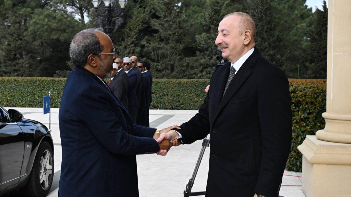 Somali Prezidenti Hasan Şeyx Mahmudun rəsmi qarşılanma mərasimi olub