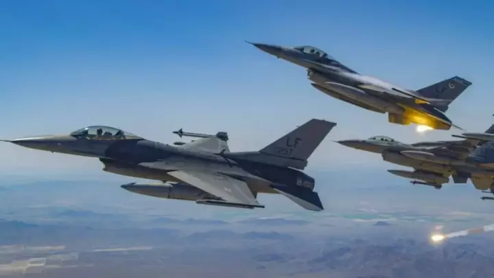Ukrayna Niderlanddan F-16 qırıcılarının yeni partiyasını gözləyir