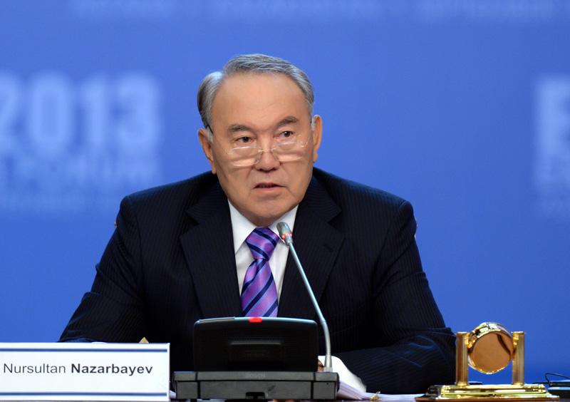 Nursultan Nazarbayev Prezident İlham Əliyevi təbrik edib