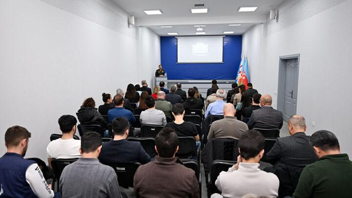 Müdafiə Nazirliyində media nümayəndələri ilə görüş keçirilib