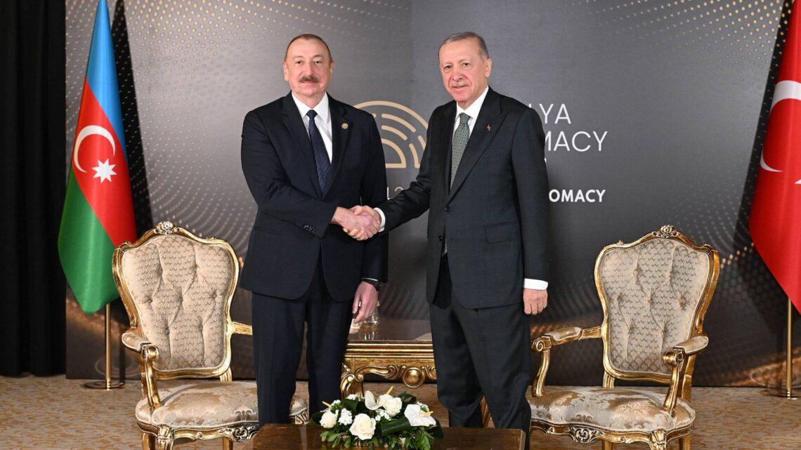 Antalyada Azərbaycan Prezidenti İlham Əliyevin Türkiyə Prezidenti Rəcəb Tayyib Ərdoğan ilə görüşü keçirilib