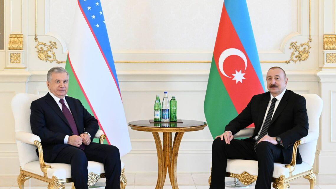 Prezident İlham Əliyevin Özbəkistan Prezidenti Şavkat Mirziyoyevlə təkbətək görüşü olub