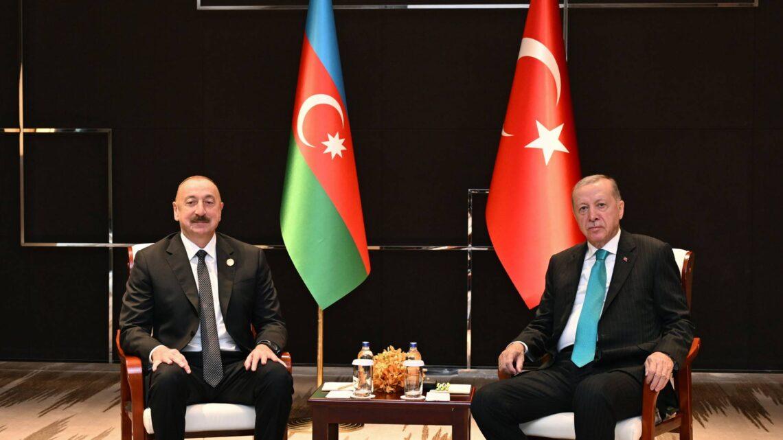 Tiencində Azərbaycan Prezidenti İlham Əliyevin Türkiyə Prezidenti Rəcəb Tayyib Ərdoğanla görüşü olub