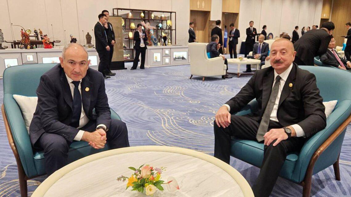 Prezident İlham Əliyevin Ermənistanın Baş naziri Nikol Paşinyan ilə görüşü olub