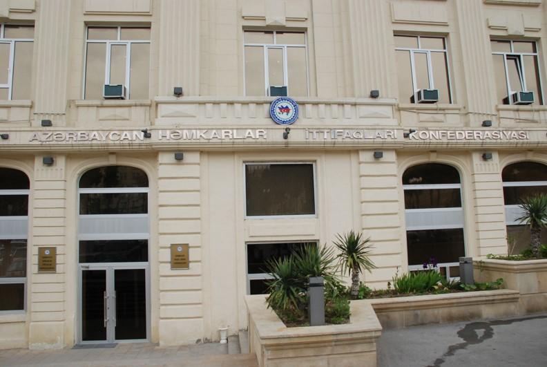 Azərbaycan Həmkarlar İttifaqları Konfederasiyasında fantastik məbləğdə əmək haqqı