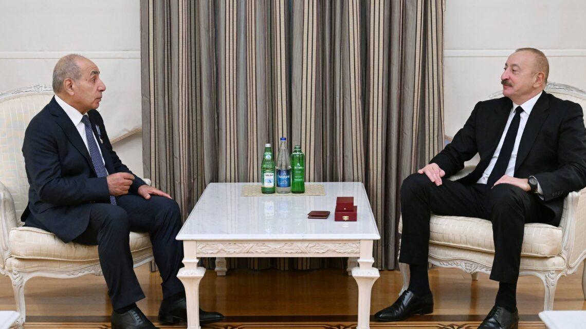 Prezident İlham Əliyev Yaqub Eyyubova “İstiqlal” ordenini təqdim edib