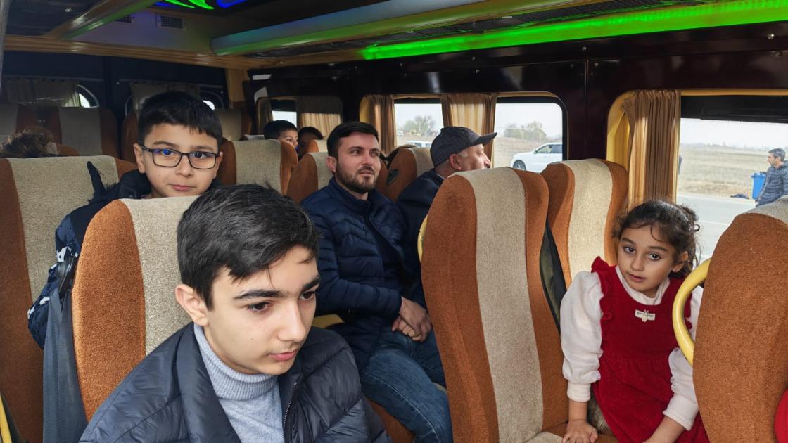 Köç karvanı Xocalının Badara, Daşbulaq, Ağdərənin Vəngli və Kolatağ kəndlərinə çatıb