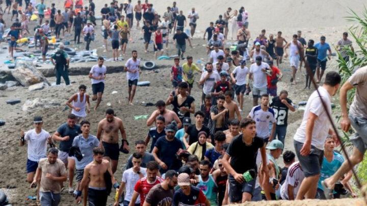 İspaniyanın Seuta bölgəsinə gələn miqrantların sayı 60 minə çatıb
