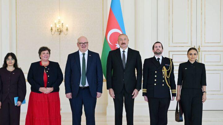 İlham Əliyev Böyük Britaniyanın Azərbaycanda yeni təyin olunmuş səfirinin etimadnaməsini qəbul edib