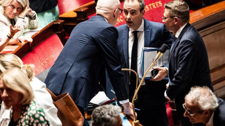 Fransanın 2027-ci il büdcəsi: hökumət pensiyaların dondurulmasını yenidən gündəmə gətirir