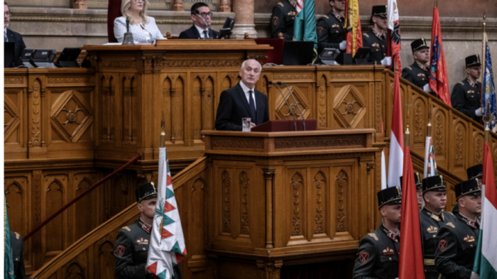 Macarıstanın yeni Prezidenti and içib