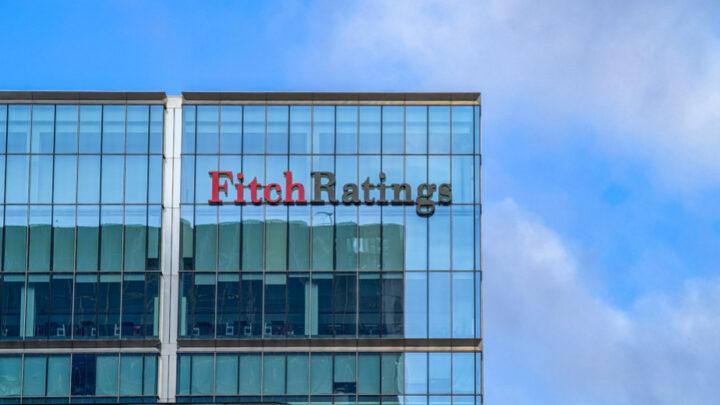 “Fitch” Mərkəzi Bankın tənzimləyici islahatlarını müsbət qiymətləndirib