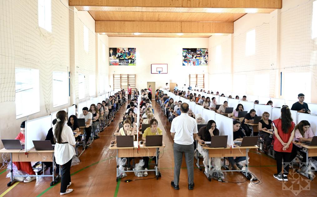 Peşə təmayüllü siniflər üzrə müəllimlərin işə qəbulu imtahanı başlayıb
