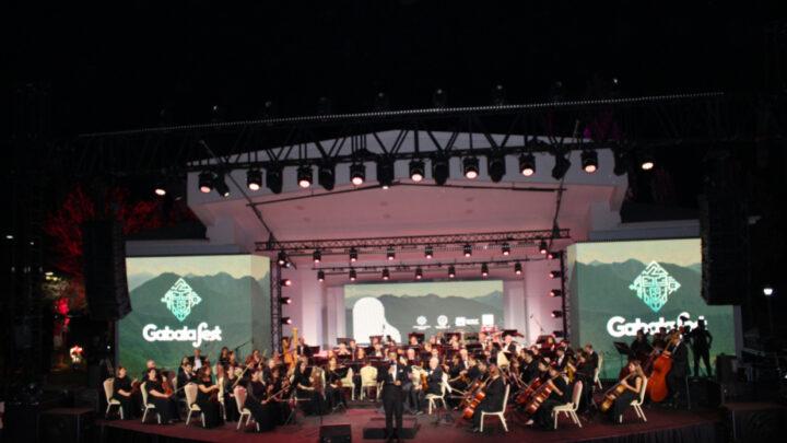 “Euronews” Qəbələ musiqi festivalından reportaj hazırlayıb