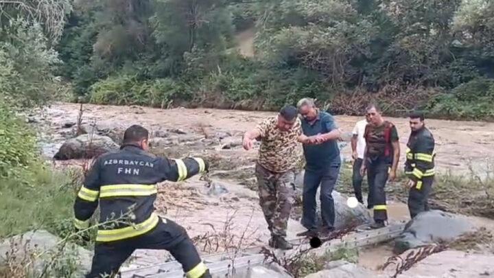 Tovuzda çayda köməksiz vəziyyətdə qalan iki nəfər xilas edilib