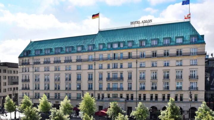 Berlindəki məşhur “Adlon” hotelinin binası 280 milyon avroya satışa çıxarılır