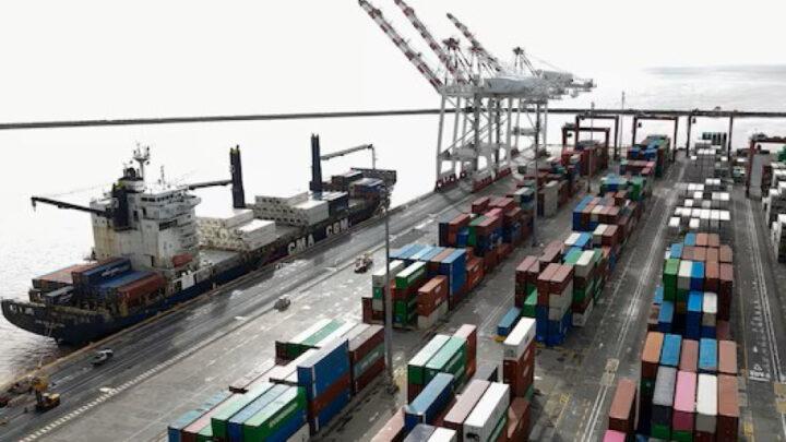 Argentinada tətil səbəbindən azı 45 gəmi limanlardan çıxa bilmir