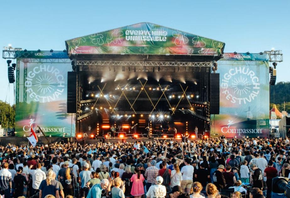 “The Independent”: Britaniyada festivalda lövhənin aşması nəticəsində bir nəfər ölüb, altı nəfər yaralanıb