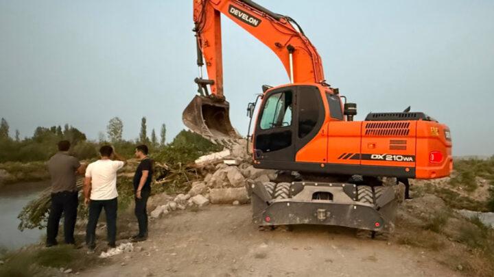 Göyçayda kanalın yarılması nəticəsində bağlar, əkin sahələri və həyətlər su altında qalıb