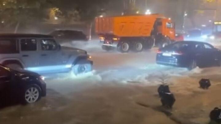 Güclü leysan Tbilisi və ətraf bölgələrdə ciddi fəsadlar törədib