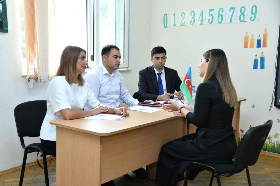 Yeni təmayül tədris modeli üzrə müəllimlərin müsahibələri davam edir
