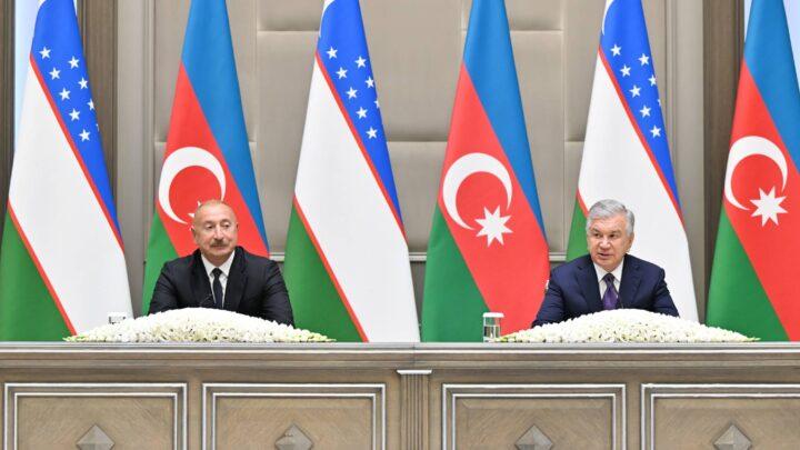 Azərbaycan və Özbəkistan prezidentləri mətbuata bəyanatlarla çıxış ediblər