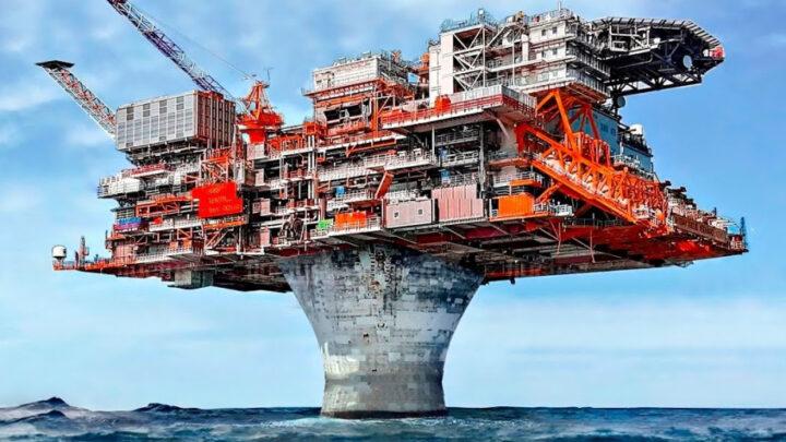 Media: Nəhəng neft şirkətlərinin rüblük mənfəəti 93 milyard dolları ötüb
