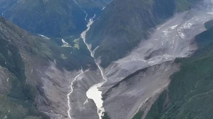 Nepaldakı gölün 72 saat ərzində dağıla biləcəyi barədə xəbərdarlıq edilib