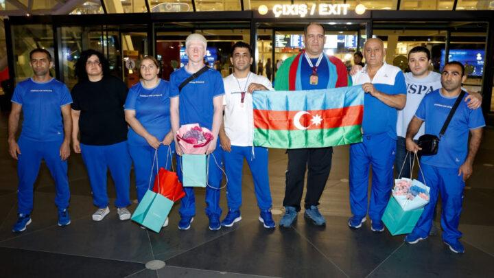 Avropa çempionatında medal qazanan paracüdoçular Vətənə qayıdıblar