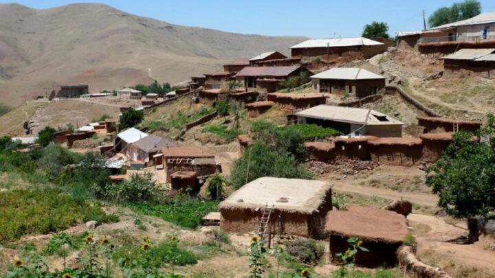 Qırğızıstan və Özbəkistan iki kəndin rəsmi mübadiləsinə başlayıblar